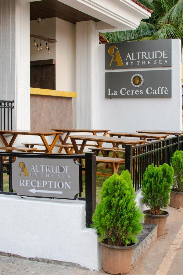 Altrude By The Sea Hotel Candolim Exterior photo